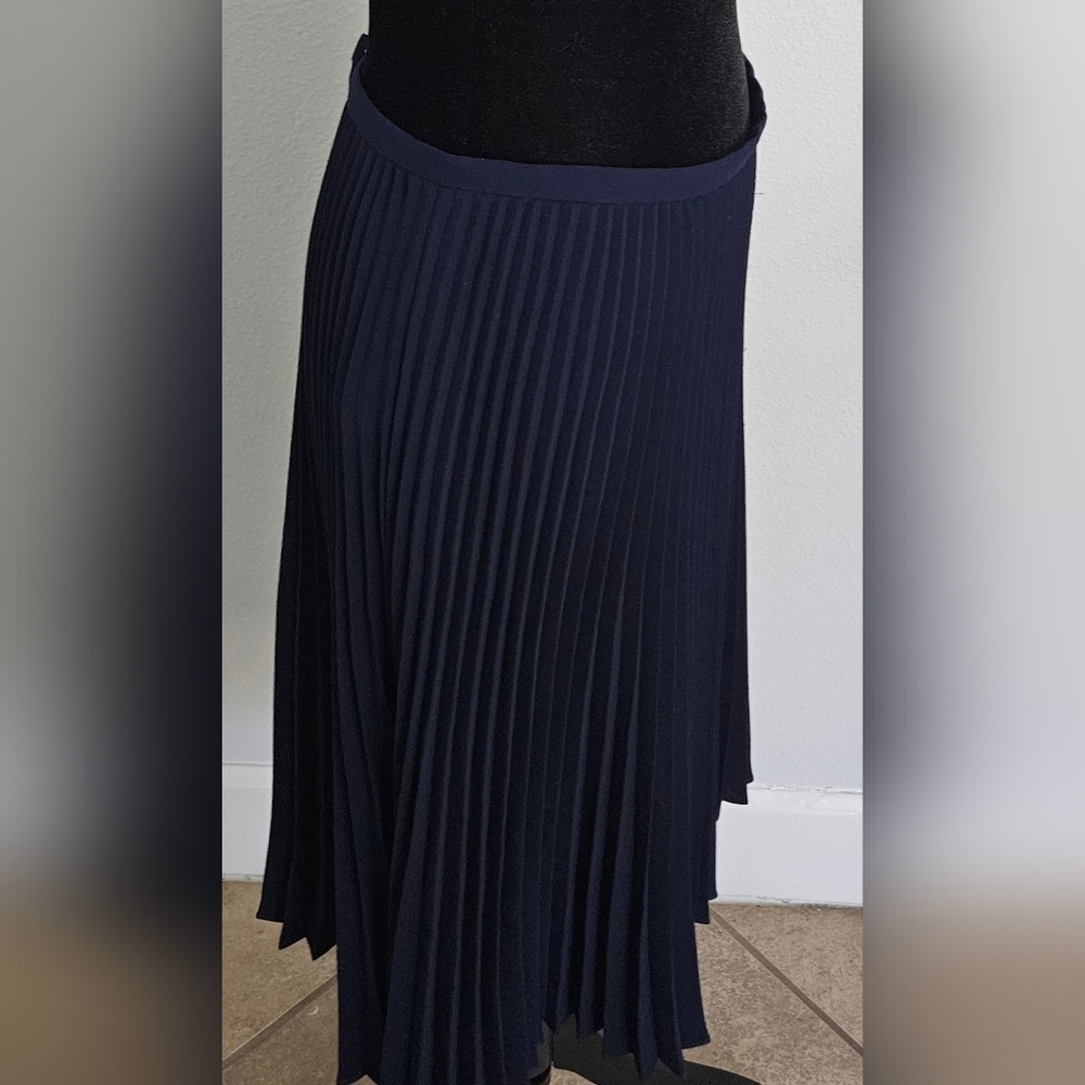 Lauren Ralph Lauren Pleated Skirt 2 Navy A-Line Preppy Classic - Picture 4 of 5